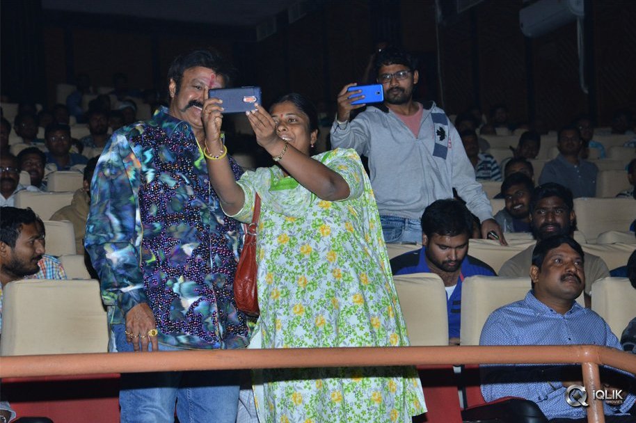 Jai-Simha-Movie-Premier-Show